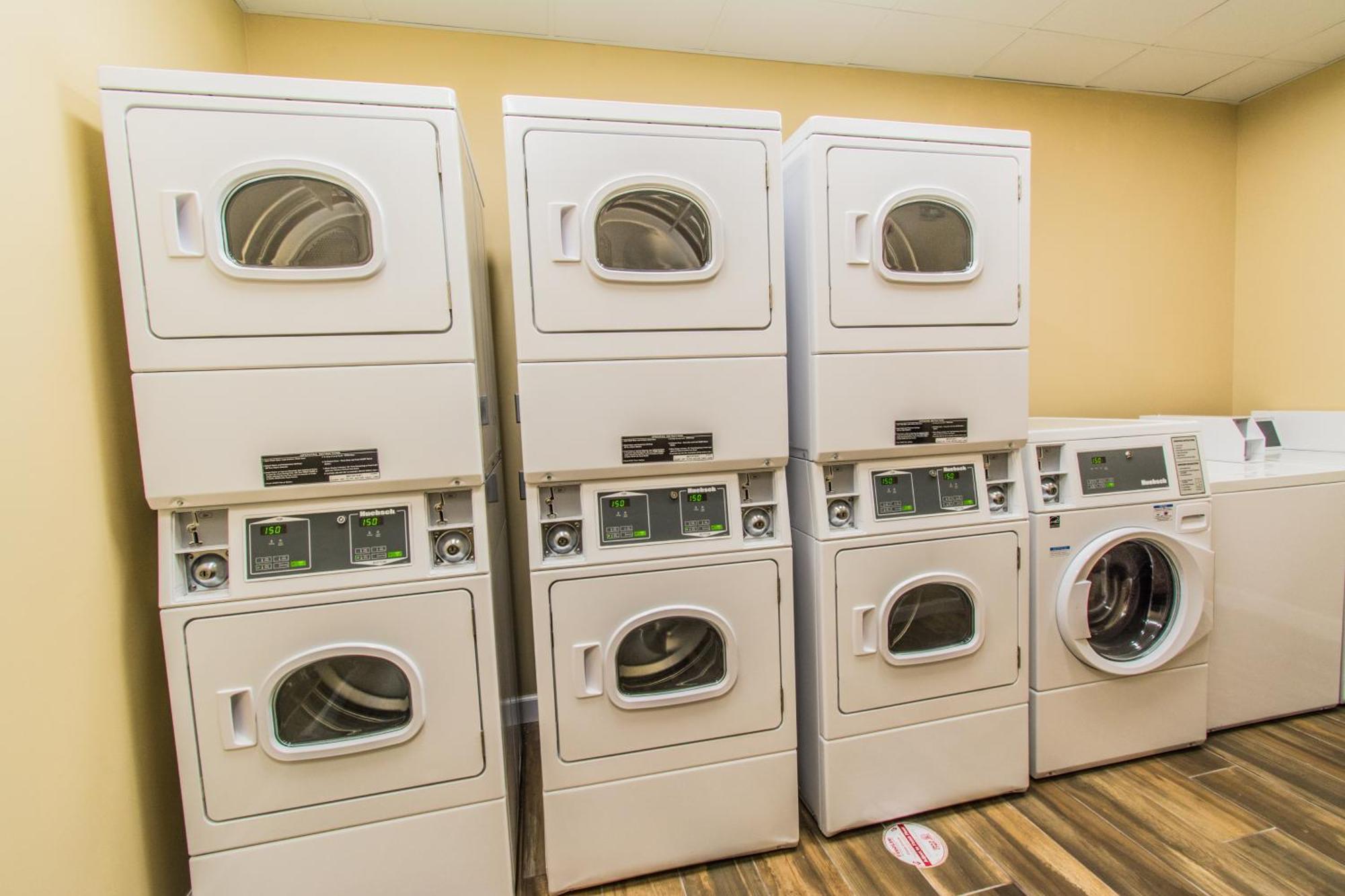 ホテル タウンプレイス スイーツ エバンスビル ニューバーグ Newburgh エクステリア 写真